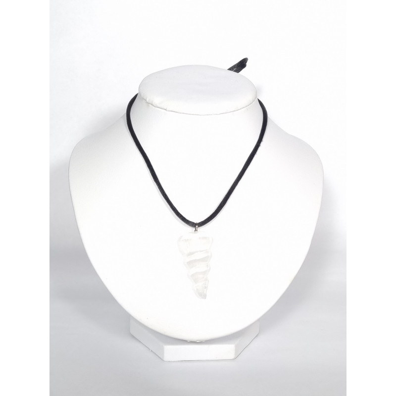 Pendentif Monolithe Sélénite Torsadé Pendentif Monolithe Sélénite Torsadé