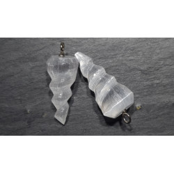 Pendentif Monolithe Sélénite Torsadé